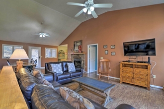 Khác 4 Spacious Mcgaheysville Home: Hot Tub & Pool Table!