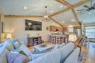 Others Cozy Family Retreat - 2 Miles to Beech Mountain!