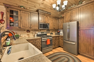 Others 4 Cozy 'nora's Hideaway' - Charming, Quiet Log Cabin