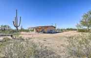 Khác 5 Secluded Marana Home w/ Viewing Decks + Privacy!