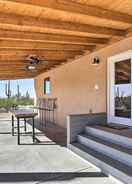 ภาพหลัก Secluded Marana Home w/ Viewing Decks + Privacy!