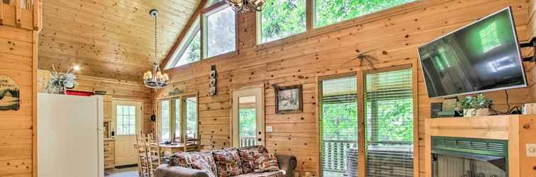 Lainnya Mtn Cabin w/ Hot Tub & Deck 12 Mi to Pigeon Forge!