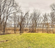 Others 7 Cabin Near River - Treehouse Masters Stayed Here!