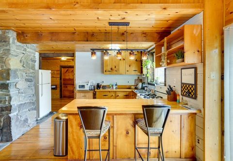 Others New York Vacation Rental w/ Large Deck!