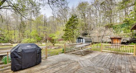 Others 2 New York Vacation Rental w/ Large Deck!