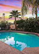 ภาพหลัก Charming Scottsdale Home w/ Pool, Patio + Hot Tub!