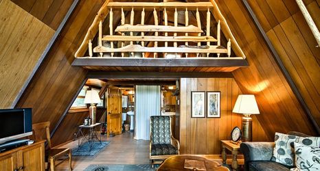 Others 2 Serene Washington Escape w/ Deck & Mountain Views!