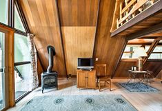 Others 4 Serene Washington Escape w/ Deck & Mountain Views!