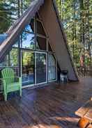 Primary image Serene Washington Escape w/ Deck & Mountain Views!