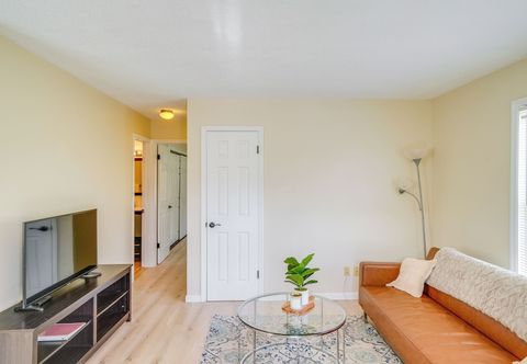 Others Peaceful Catskills Condo w/ Deck + Mountain View!