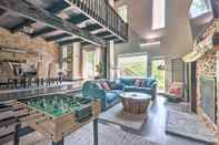 Lainnya Stylish Tannersville Townhome w/ Fire Pit!