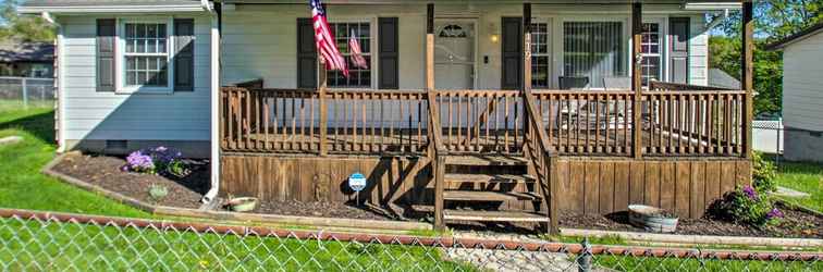 อื่นๆ Dog-friendly Fayetteville Home w/ Hot Tub!