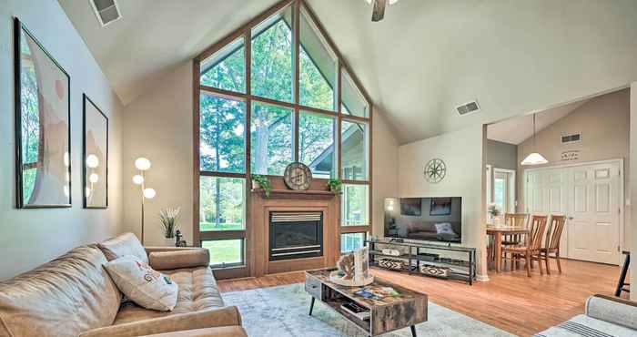 Others Chic Hedgesville Cabin w/ Golf Course Views!