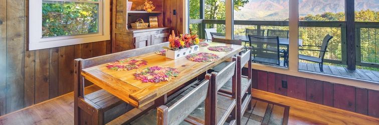 その他 Cozy Gatlinburg Cabin w/ Hot Tub & Mountain Views!