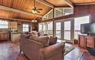 Others 7 Cozy Gatlinburg Cabin w/ Hot Tub & Mountain Views!