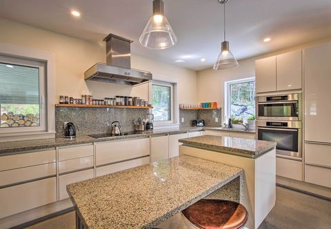 Others 'the Glabin: Garrison Gem w/ Hot Tub & Fire Pit