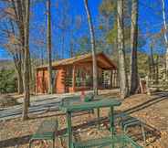 Others 5 Cozy Franklin Cabin Near Hiking & Waterfalls!