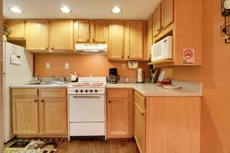 Lainnya 4 Parkway Condo ~ Walk to Island in Pigeon Forge!