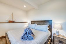 其他 Oceanfront Home w/ Hot Tub, Sauna, 8 Mi to Newport