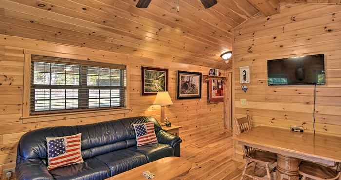 Lainnya Cozy Anchors Away Cabin Hideaway w/ Fire Pit!