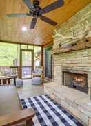 ภาพหลัก Cozy Maggie Valley Cabin Rental w/ Private Hot Tub