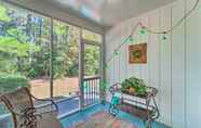 Lain-lain 4 Charming Wilmington Home w/ Screened-in Porch