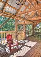 ภาพหลัก Rustic & Secluded Retreat w/ Deck on 2 Acres!