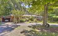 Lain-lain 3 Rustic & Secluded Retreat w/ Deck on 2 Acres!