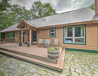 อื่นๆ 2 Adirondack / Lake George Cabin w/ Hot Tub!