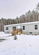 Primary image Stylish Chetek Hideaway w/ Lake + Dock Access!