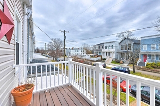 Others 4 Chic Richmond Apartment w/ Private Deck and Patio!