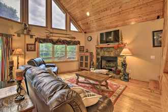 Others 4 Serene Sparta Cabin w/ Community Pool Access!
