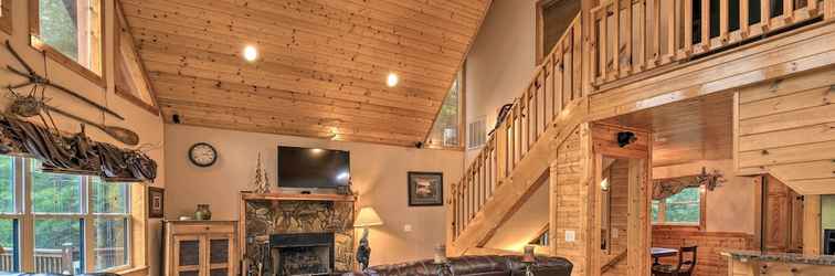 Others Serene Sparta Cabin w/ Community Pool Access!