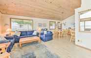 Others 4 Beachfront Whidbey Island Home + Apartment!
