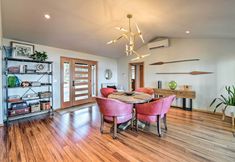 Others 6 Mid-century Cabin w/ Deck & Puget Sound Vistas!