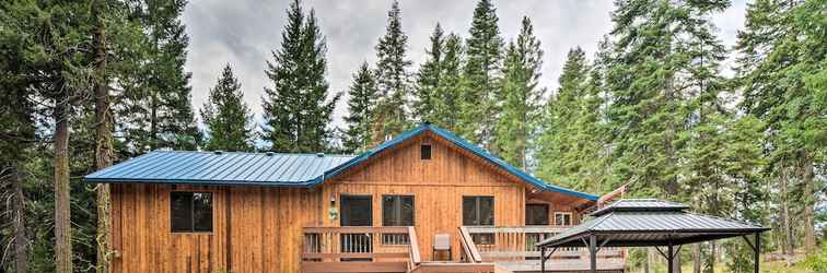 Others Cabin w/ Hot Tub, By Crater Lake Nat'l Park!