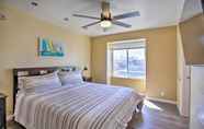 Others 5 Stunning Oceanside Condo w/ Walk to the Beach