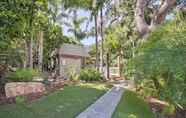 Others 4 Stunning Oceanside Condo w/ Walk to the Beach