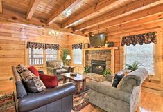 Lainnya 3 Cabin w/ Hot Tub ~ 2 Mi to Island in Pigeon Forge!