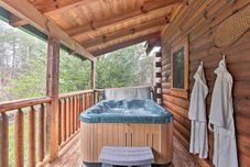 Lainnya Cabin w/ Hot Tub ~ 2 Mi to Island in Pigeon Forge!