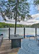 Ảnh chính Tranquil Lake Cottage Near Golf w/ Views & Hot Tub