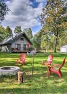 ภาพหลัก Pet-friendly Traverse City Cabin w/ River Access!