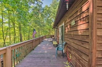 Others 4 Peaceful New Market Cabin w/ Deck & Fire Pit!