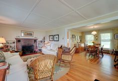 其他 4 Waterfront Schroon Lake Home w/ Boat Dock!