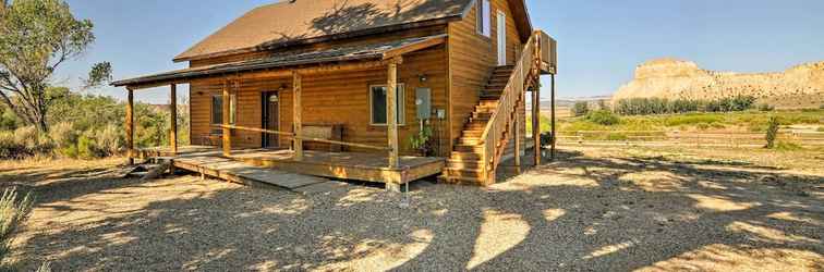 Lain-lain Cozy Henrieville Cabin w/ Porch Near Bryce Canyon!