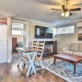 Primary image1Well-appointed Milwaukie Home: Great Location,克拉克默斯县別墅