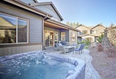 기타 5 Luxury Mt Bachelor Retreat w/ Hot Tub & Patio