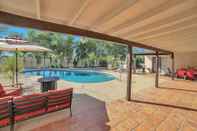 Khác Home w/ Private Pool in Heart of Scottsdale!