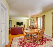 Lainnya 4 Vallejo Vacation Rental - 1 Mi to Six Flags!