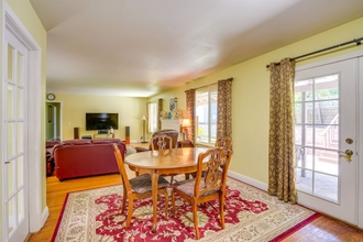 Lainnya 4 Vallejo Vacation Rental - 1 Mi to Six Flags!